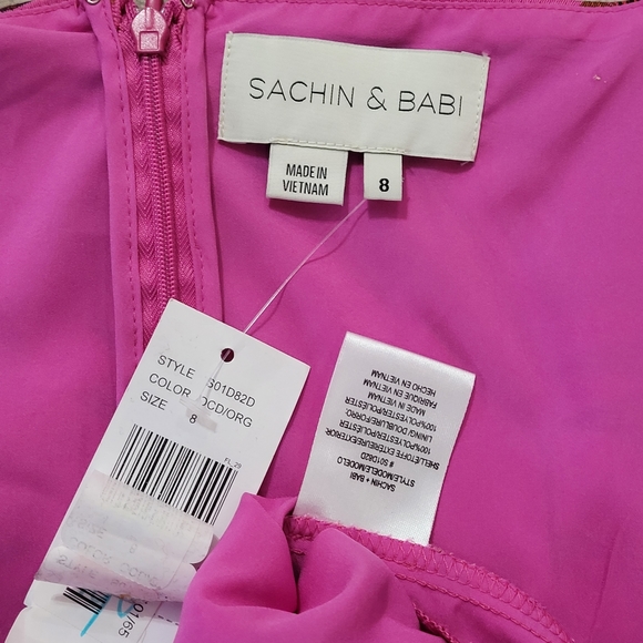 π€SOLDπ€Sachin & Babi Abigail Off-The-Shoulder Leaf Print Satin Twill Wrap Dress - Picture 9 of 13